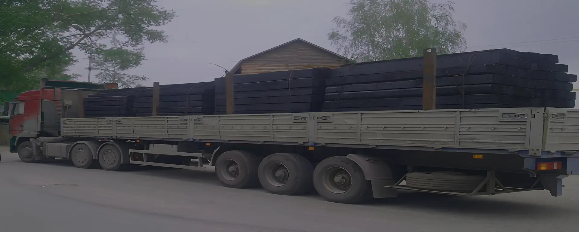 Сервис от транспортной компании по доставке шпал по России из Байкальска автотранспортом